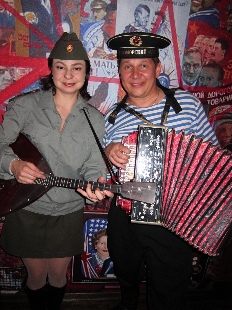 Balalaika Duo, Elina Karokhina, Mikhail Smirnov.