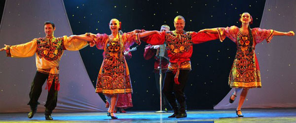 Barynya dancers in Dollywood Park. Photo from Dollywood.com website