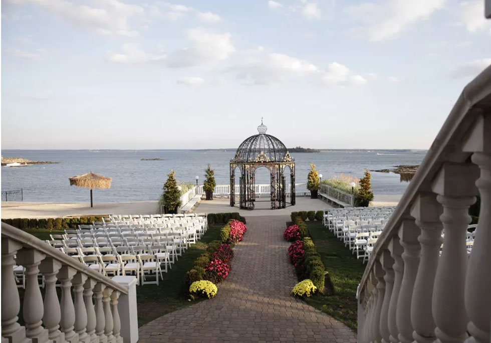 07-15-2023, Saturday July 15th 2023, Russian-American wedding ceremony, bilingual Russian-English celebrant Mikhail, Surf Club On The Sound 280 Davenport Ave New Rochelle NY 10805