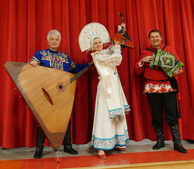 Leonid Bruk, Elina Karokhina, Mikhail Smirnov, Muhlenberg South Elementary School, Beechmont, Kentucky