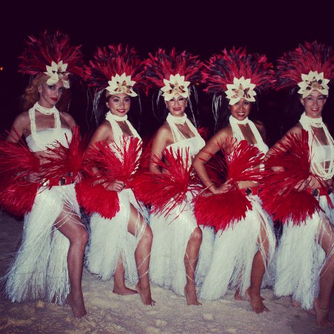 Гавайское танцевальное шоу, Нью-Йорк