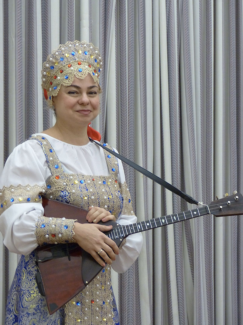 Russian balalaika virtuoso Elina Karokhina, Mahwah, NJ, Mahwah Public Library, New Jersey