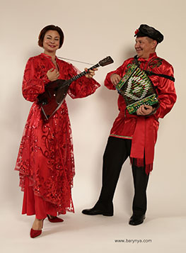 Balalaika Duo, Mikhail Smirnov, Elina Karokhina, photo credit Yuriy Balan