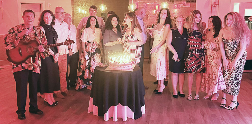 MC Misha New Jersey, Bilingual Russian-English speaking Master Of Ceremonies tamada Mikhail, Elan Catering, Lodi, New Jersey