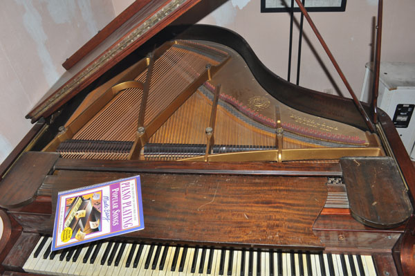 Grand piano for sale Washington Heights New York City NY