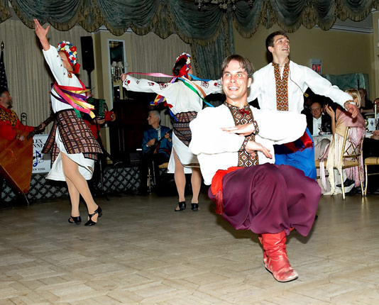 Folk dancer Andrij Cybyk with Russian folk ensemble Barynya, New York City, 2005
