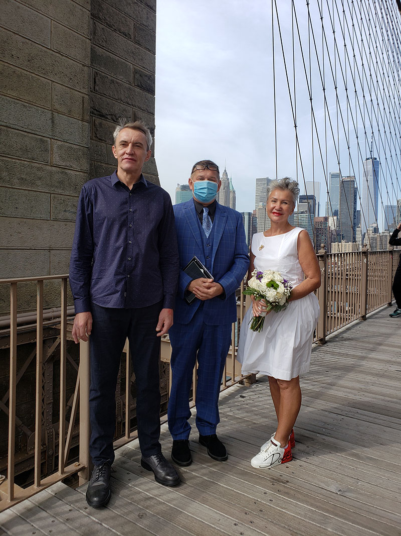 10-10-2020, Saturday, October 10th, 2020, Russian wedding ceremony, Russian wedding minister Mikhail, Russian wedding officiant, Brooklyn Bridge NYC, New York City