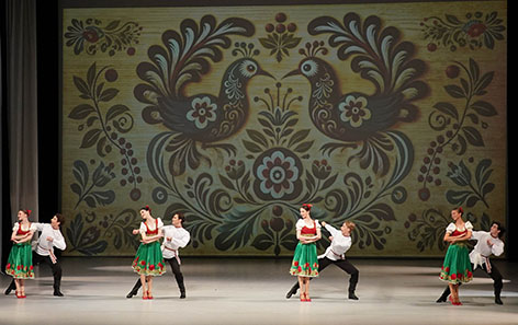 Russian character dancer Pavel Getman, ensemble Barynya, www.barynya.com