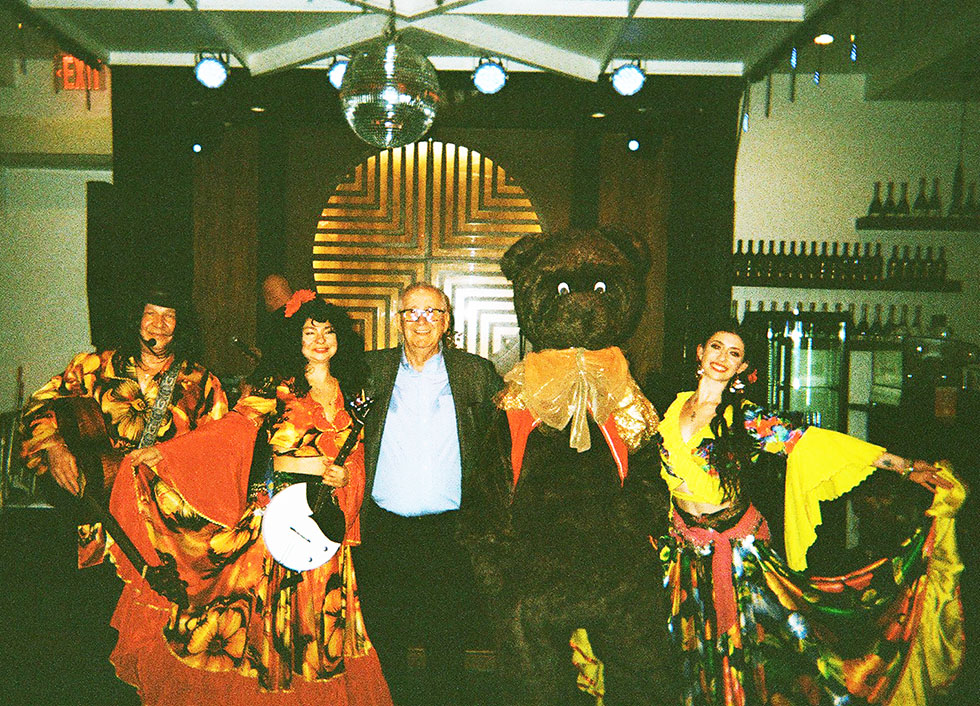Russian-Gypsy Show Brighton Beach Avenue Brooklyn New York, Nota Bene restaurant 282 Brighton Beach Avenue, &quote;    -&quote;  