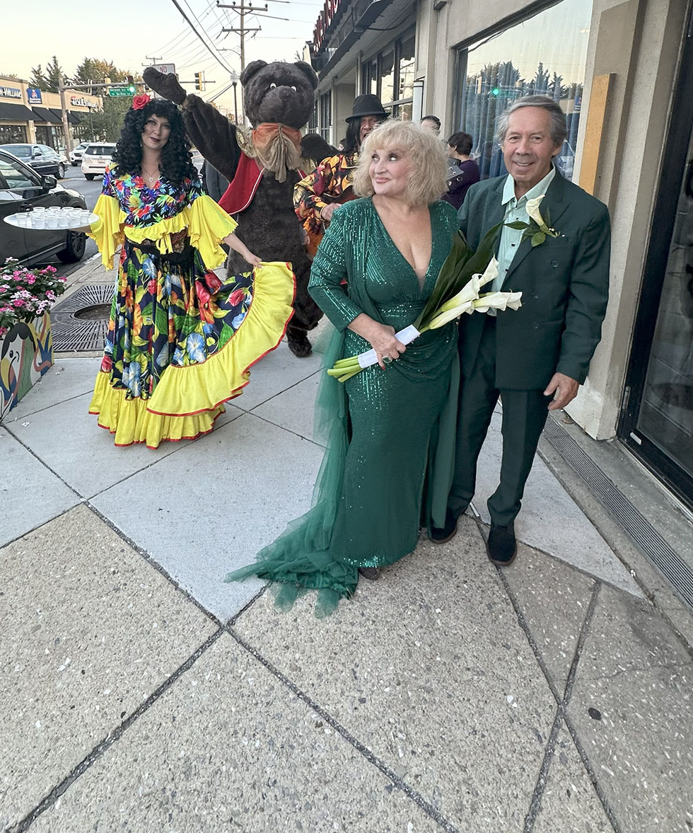        Silk Road Bistro         ,  &quote;    -&quote;       , -, -, ,    , Russian-Gypsy Trio in Maryland, Private party at the Silk Road Bistro in Pikesville, Maryland