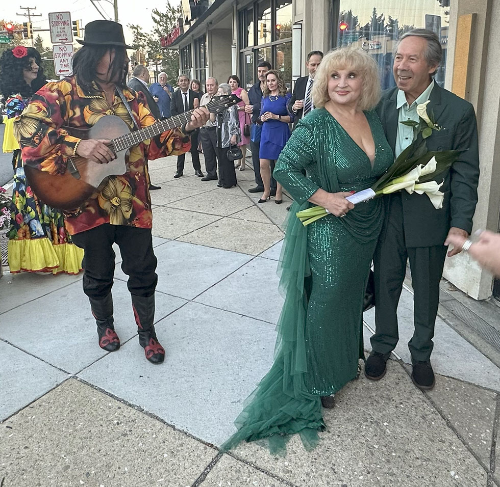        Silk Road Bistro         ,  &quote;    -&quote;       , -, -, ,    , Russian-Gypsy Trio in Maryland, Private party at the Silk Road Bistro in Pikesville, Maryland
