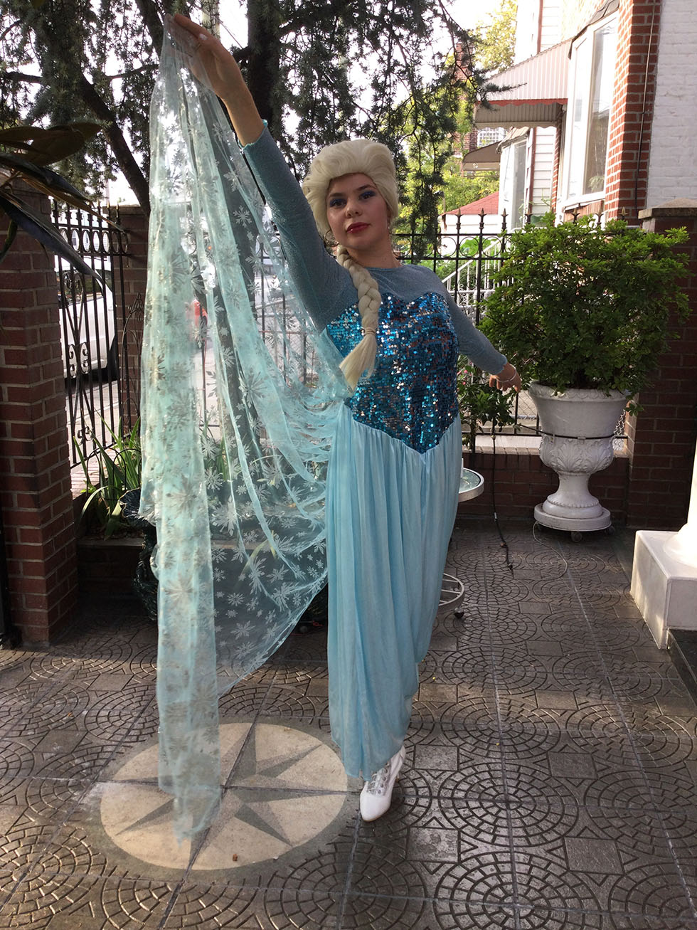 Snow and Ice Queen Elsa Frozen Party Character for kids parties and events in New York City, New York, New Jersey, Connecticut, Pennsylvania, and other states