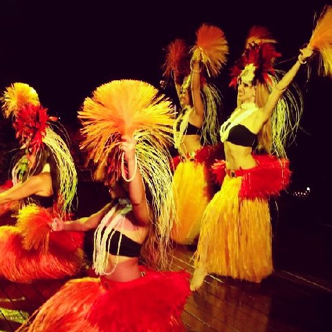 Гавайское танцевальное шоу, Нью-Йорк