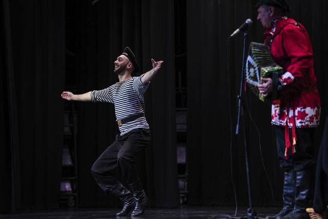 Pennsylvania Russian Dancers, Latrobe Elementary School, Latrobe, PA, Arsenty Oskeen, Photo Credit: Dan Speicher, Tribune-Review