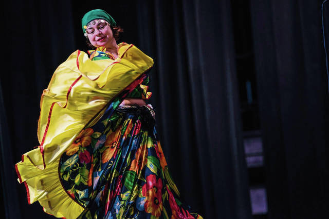 Pennsylvania Russian Dancers, Latrobe Elementary School, Latrobe, PA, Elina Karokhina, Photo Credit: Dan Speicher, Tribune-Review
