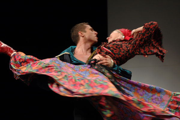 Photo by Ken Mahnke. Traditional Russian Gypsy dance, ensemble Barynya, Alexander Rudoy, Olga Chpitalnaia, Texas Tour 2011
