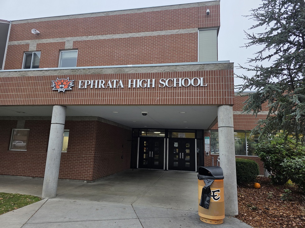 Barynya Trio, 11-17-2025, Columbia Ridge Elementary School, Ephrata, Washington, 60 H St SE, Ephrata, WA 98823