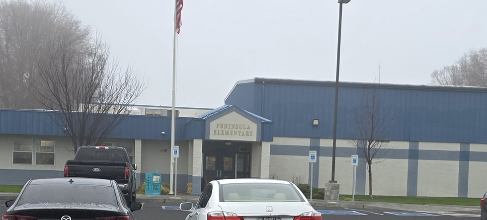 Barynya Trio, Moses Lake, Washington, Peninsula Elementary School