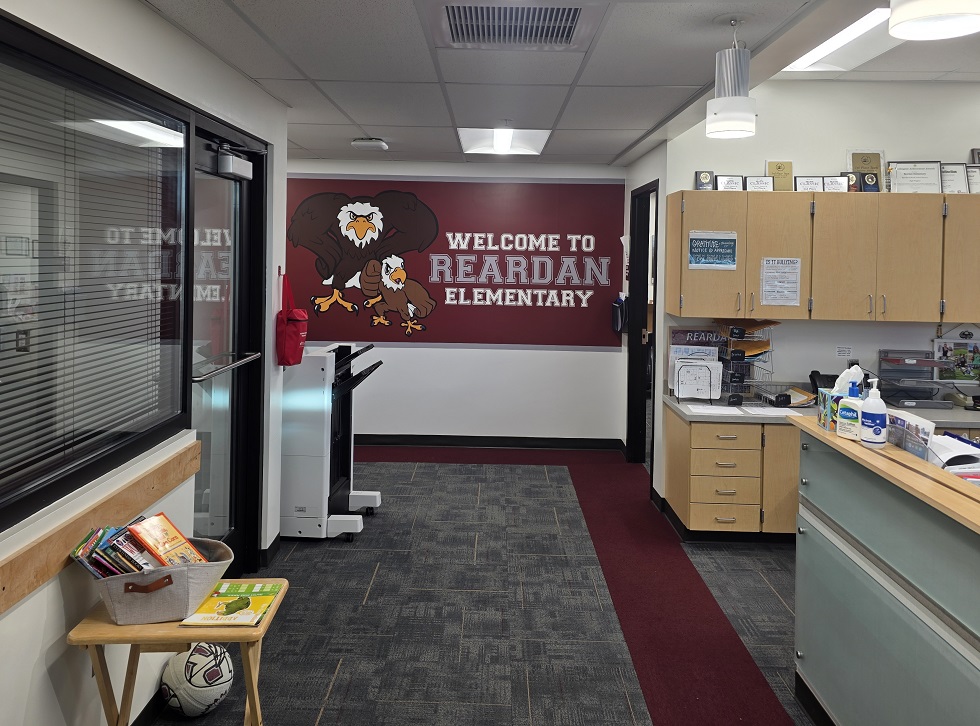 Barynya Trio, 11-18-2025, Rearden, Washington, WA, Eastern European dance song and music school assembly, Rearden Elementary School 215 E Spokane Ave Rearden WA  99029, Tuesday November 18th 2025 9:30am