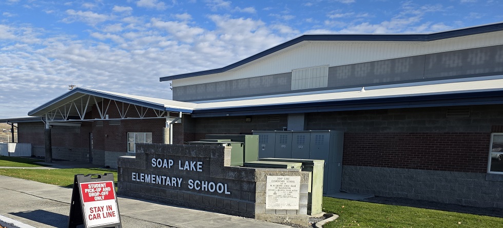 Barynya Trio, 11-20-2025, Soap Lake, WA, Thursday November 20 2025 1:40pm, Soap Lake Elementary School 410 Ginkgo St. S Soap Lake WA  99851